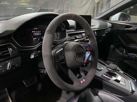 Audi A5. Перетяжка руля, антихром _2
