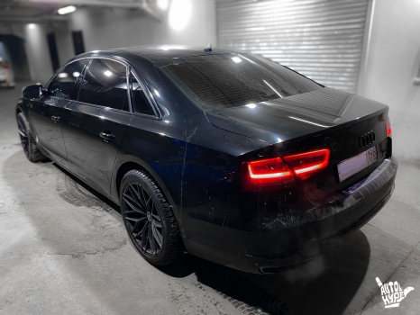 Audi A8. Подсветка салона_10