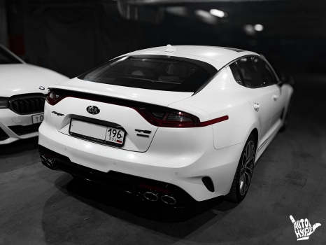 KIA Stinger. Перетяжка салона_4